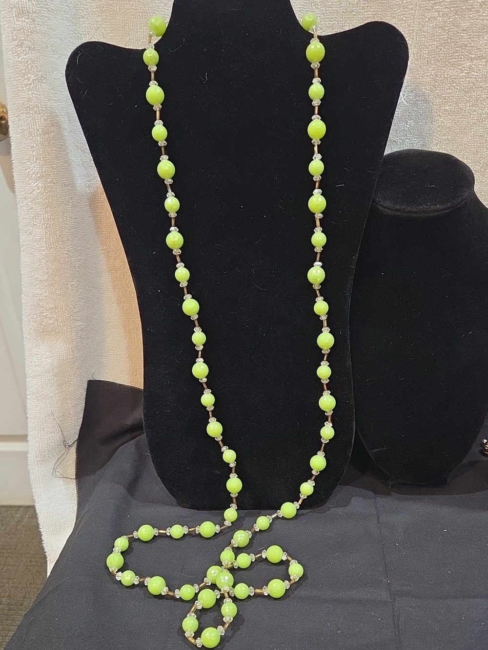 BEADED NECKLACE